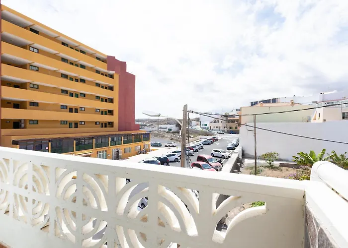 Tranquil Coastal Escape, Apartament *