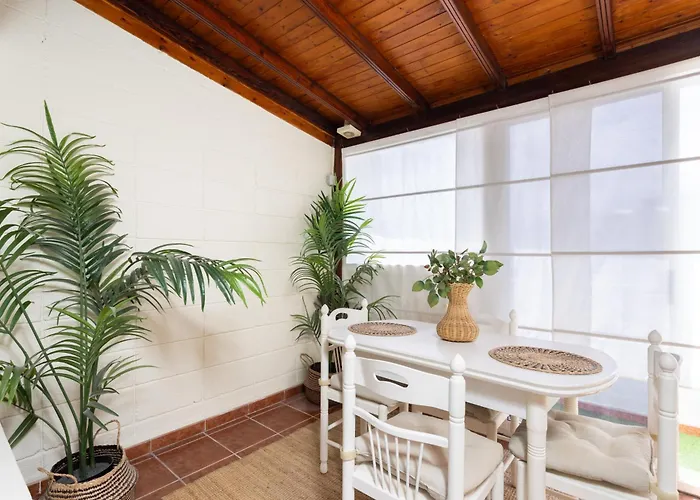 Tranquil Coastal Escape, Appartement Poris de Abona