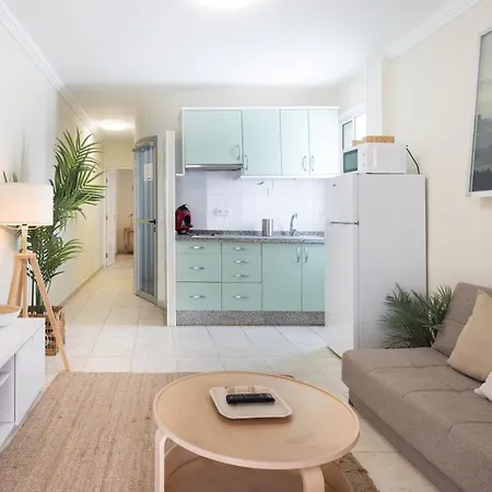 Apartment Tranquil Coastal Escape, Poris de Abona