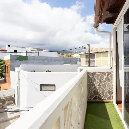 Apartament Tranquil Coastal Escape, *