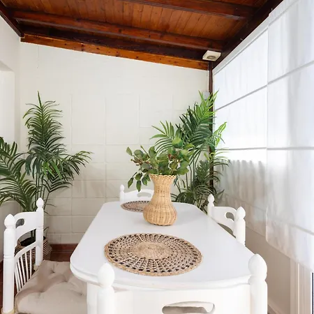 Tranquil Coastal Escape, Poris de Abona